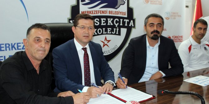 Merkezefendi Belediyesi ile Yüksekçıta Basketbol arasında işbirliği protokolü yapıldı