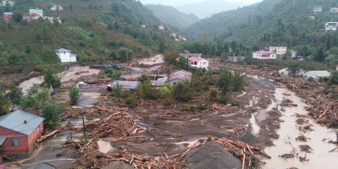 Giresun Valisi Hasan Karahan Sel Felaketinin Yaşandığı Eynesil İlçesinde İncelemelerde Bulunuyor