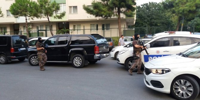 Savcının oğlu tartıştığı şahıslara lojmandan ateş açtı: 2 yaralı