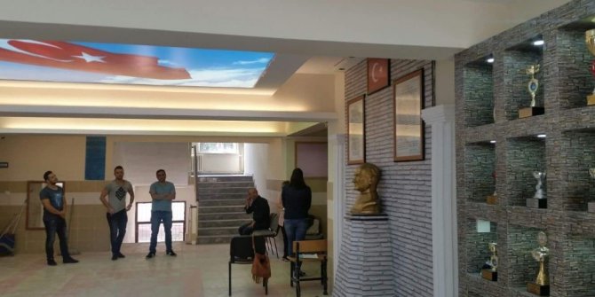 Şaphane İlkokulu yeni görünümüyle eğitim-öğretime hazır