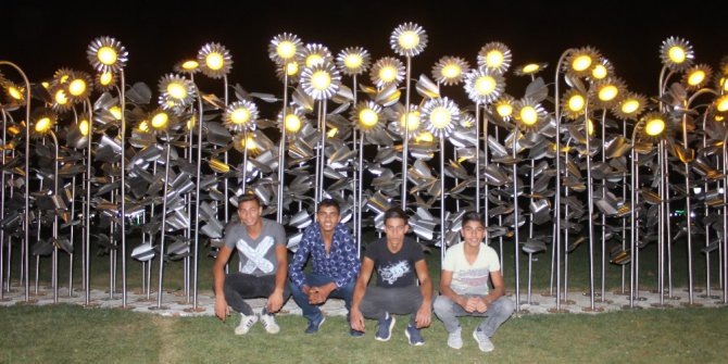 Yazları sarıya boyayacak, geceleri sahili aydınlatıp vatandaşlara stüdyo olacak