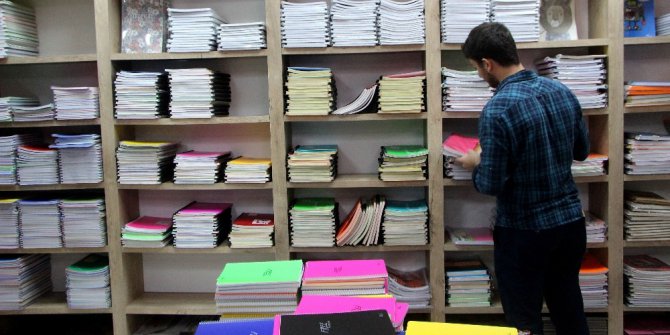 Bir öğrencinin kıyafet ve kırtasiye masrafı 600 lira