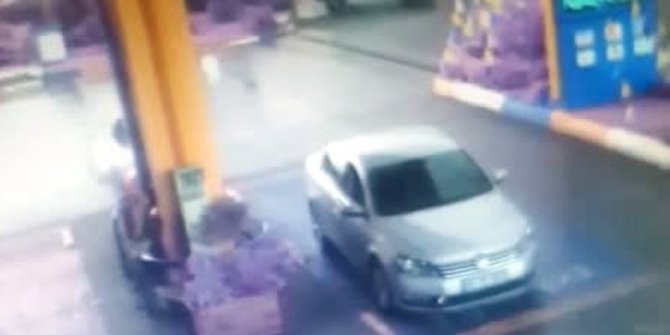 Tuzla’da faciadan dönülen kaza kamerada