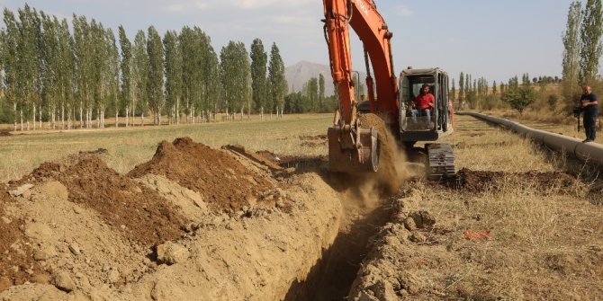 Tufanbeyli Doğanlı Göleti Kapalı Sistem Sulama Projesi tamamlanıyor