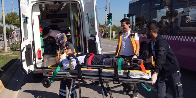 Sakarya’da elektrikli bisiklet ile motosiklet çarpıştı: 2 yaralı