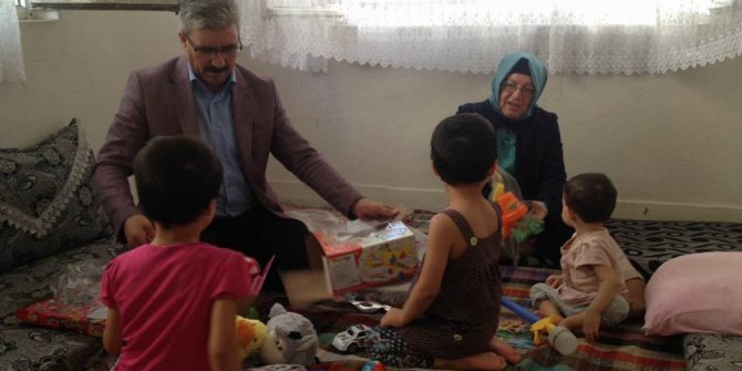 AK Parti’den yoksul ailelere yardım