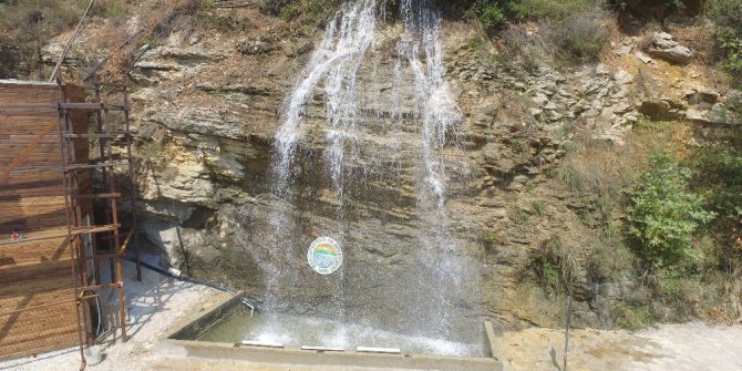 Toroslar Belediyesi’nden Ayrancı’ya yapay şelale
