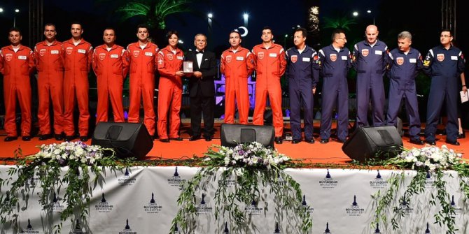 İzmir’in kurtuluşu resepsiyonla kutlandı