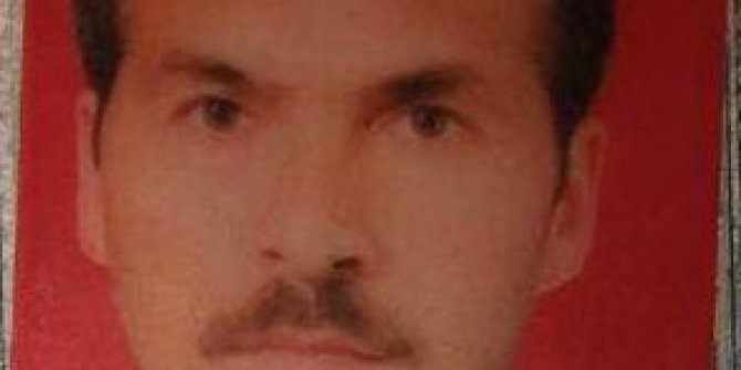 Kamyon şöförü döktüğü çakılın altından can verdi