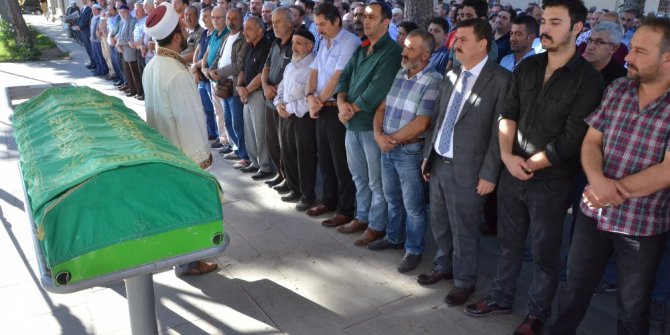 Şehit Polis Memuru Sarıgül’ün babası son yolculuğuna uğurlandı