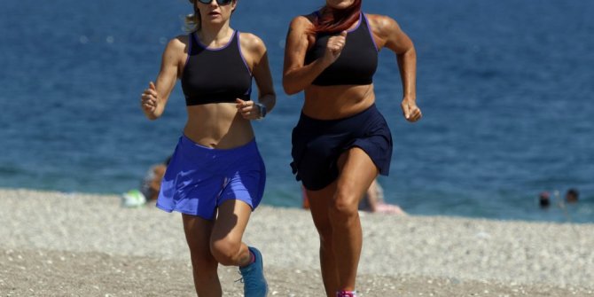 ’Analı-kızlı’ bel fıtığından triatlon yarışına