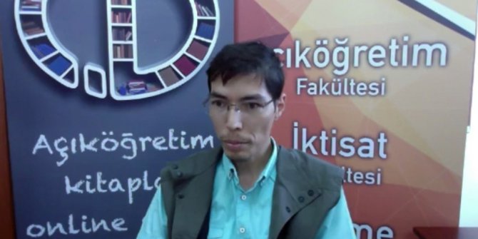 Açıköğretim öğrencileri hocaları ile sosyal medyada buluşuyor