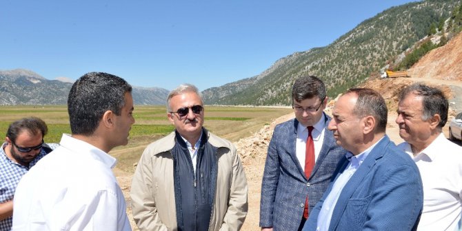 Vali Karaloğlu Akseki-İbradı-Derebucak Karayolu’nu inceledi