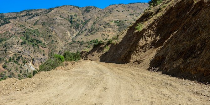 Kozluk-Üçyaka yolu genişletiliyor