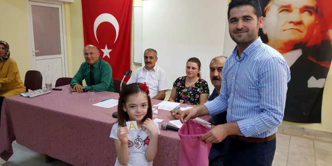 Sınıflarını kurayla belirlediler