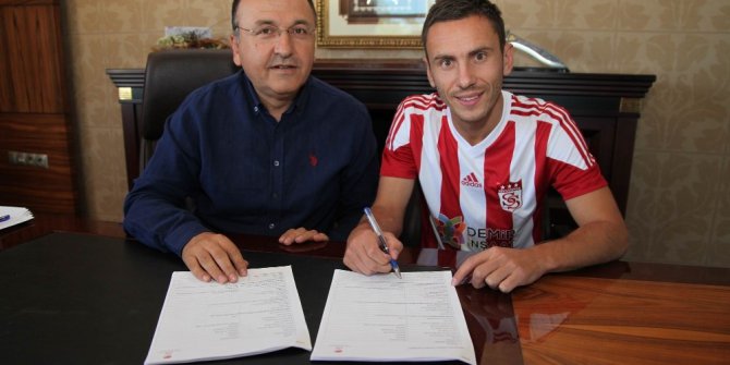 Sivasspor, Rybalka ile sözleşme imzaladı