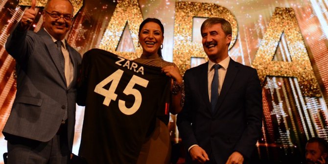 Zara’dan Turgutlu’da muhteşem konser