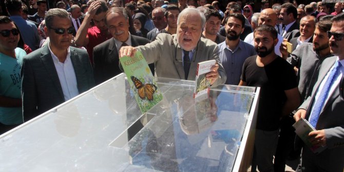 Sivas’ta kitap fuarı açıldı