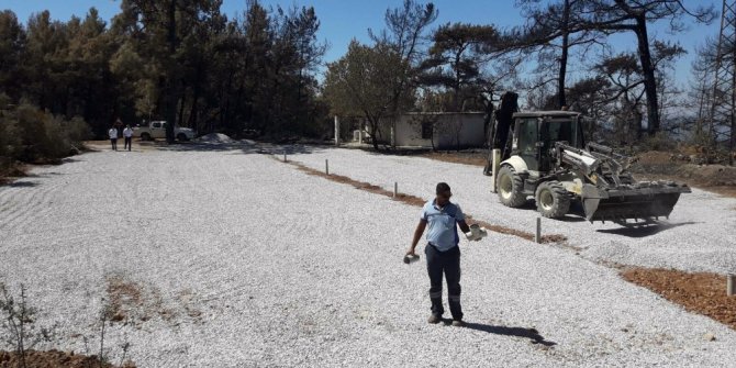 Zeytinköy’de çadır ve konteyner yaşam alanı oluşturuluyor