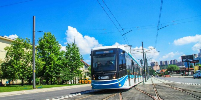 Akçaray günlük yolcu sayısında yine rekor kırdı