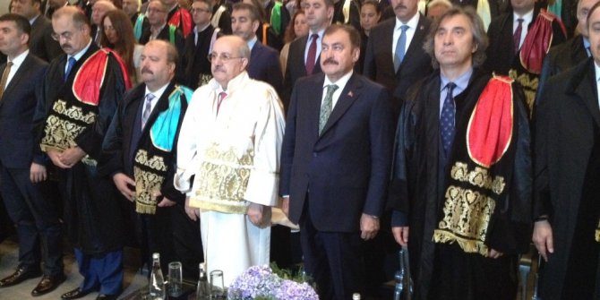 İTÜ’de yeni akademik yıl törenle başladı