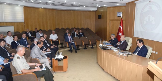 "Uyuşturucu ve Okul Güvenliği" toplantısı