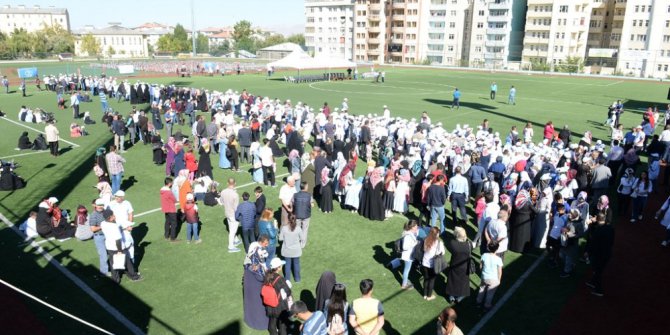 Vali ve Milletvekilleri bisiklete bindi