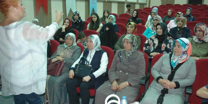 Yrd. Doç. Dr. Karahalil: "Huzurlu olursak mutlu çalışırız"