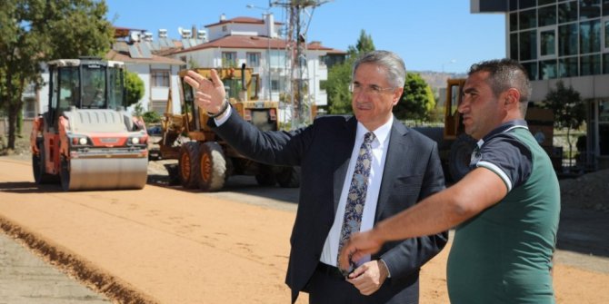 Başkan Yanılmaz, geçici fuar alanını inceledi