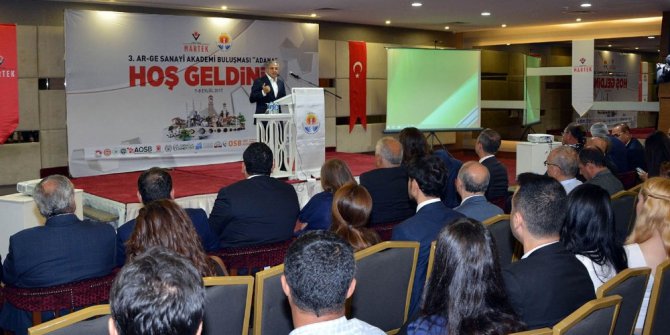 Adana’da Ar-Ge Sanayi Akademi Buluşması