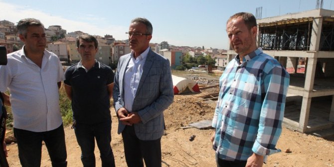 Başkan Köşker, semt polikliniğinde incelemelerde bulundu