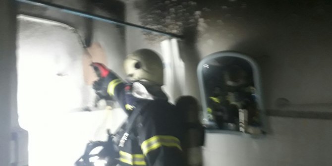 Elektrikli şofben banyoyu yaktı