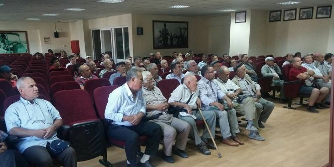 Söke’de Zeytin Gençleştirme Desteklemeleri Çiftçiye Anlatıldı