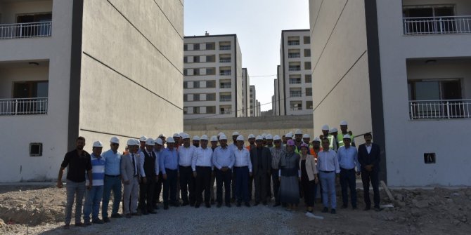 TOKİ Başkanı Turan Yunuskent’i inceledi