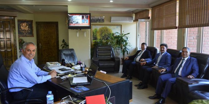 Başkan Yaman, müdürlerle bir araya geldi