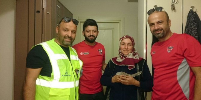 Mahsur kalan kumru kurtarıldı