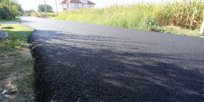 Yenimahalle’de sıcak asfalt serimleri hızlandı