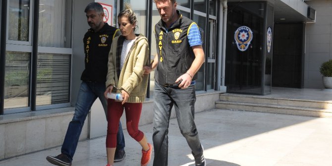 Sosyal medyadan tanıştığı kadına yardım etmek isteyen adamın kemiklerini kırdılar