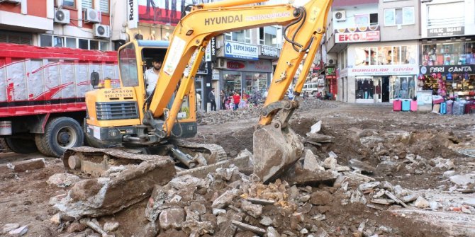 Ordu’da caddeler yayalaştırılıyor