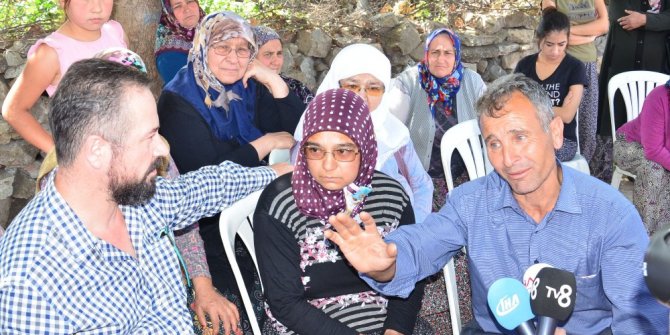 11 yıl sonra huzur içinde çocuklarının mezarına gittiler