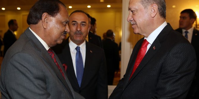 Cumhurbaşkanı Erdoğan, Pakistan Devlet Başkanı Memnun Hüseyin ile bir araya geldi