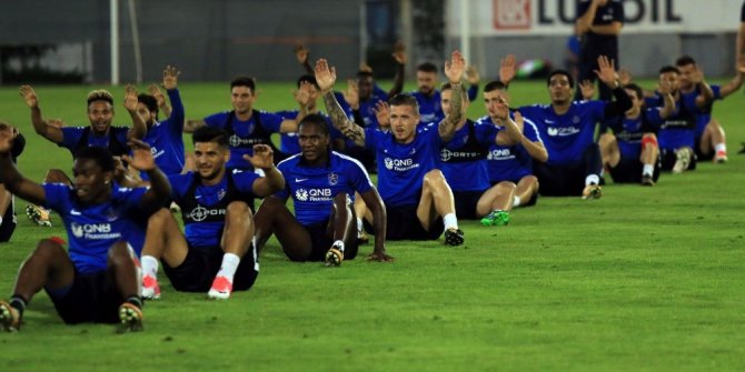 Trabzonspor’un yeni transferleri idmana çıktı