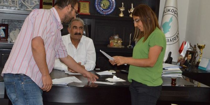 Teklifleri Gazetecilere Açtırdı