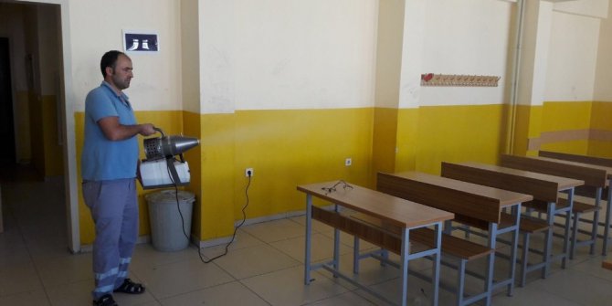 İpekyolu Belediyesinden okul temizliği