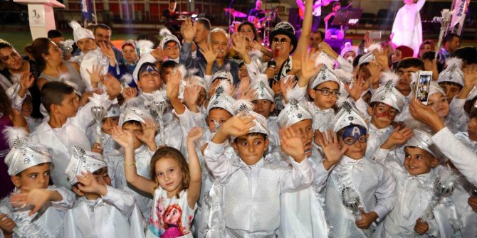 Bayraklı’da coşkulu sünnet şöleni