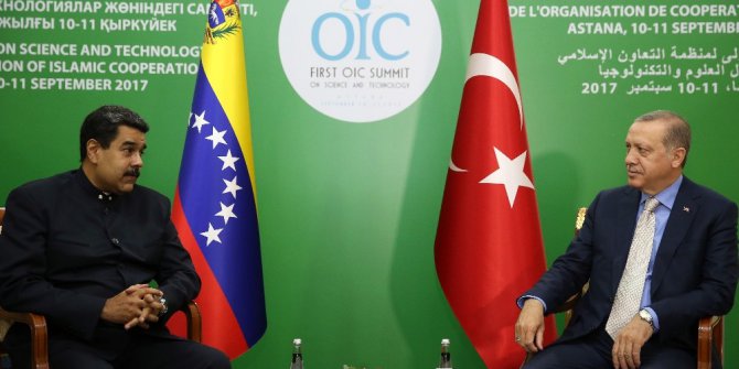 Cumhurbaşkanı Erdoğan, Venezuela Devlet Başkanı Maduro ile bir araya geldi