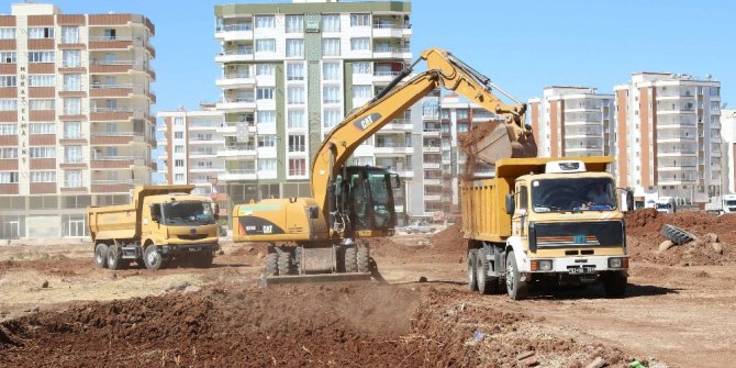 Karşıyaka mahallesine  20 yeni yol açıldı