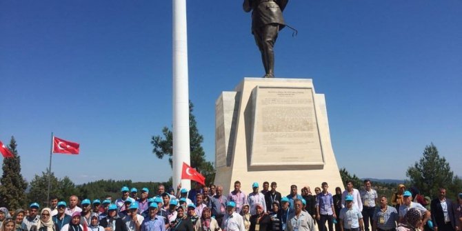 Çanakkale’ye kurbanlar kesilerek uğurlandılar