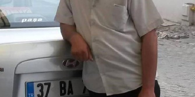 Kestiği ağacın altında kalan işçi, hayatını kaybetti