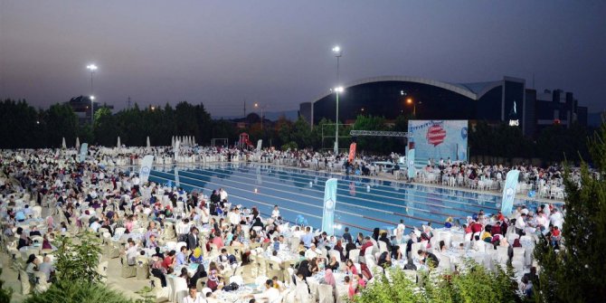 Yıldırımlı miniklerin sünnet şöleni coşkusu